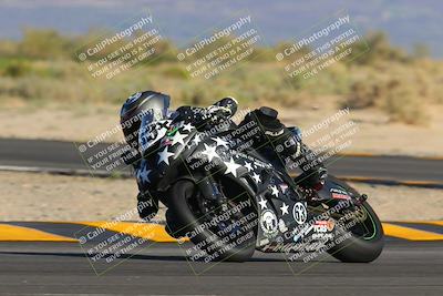 media/Oct-29-2022-CVMA (Sat) [[14c0aa3b66]]/Race 8 Supersport Middleweight/Folder 2/